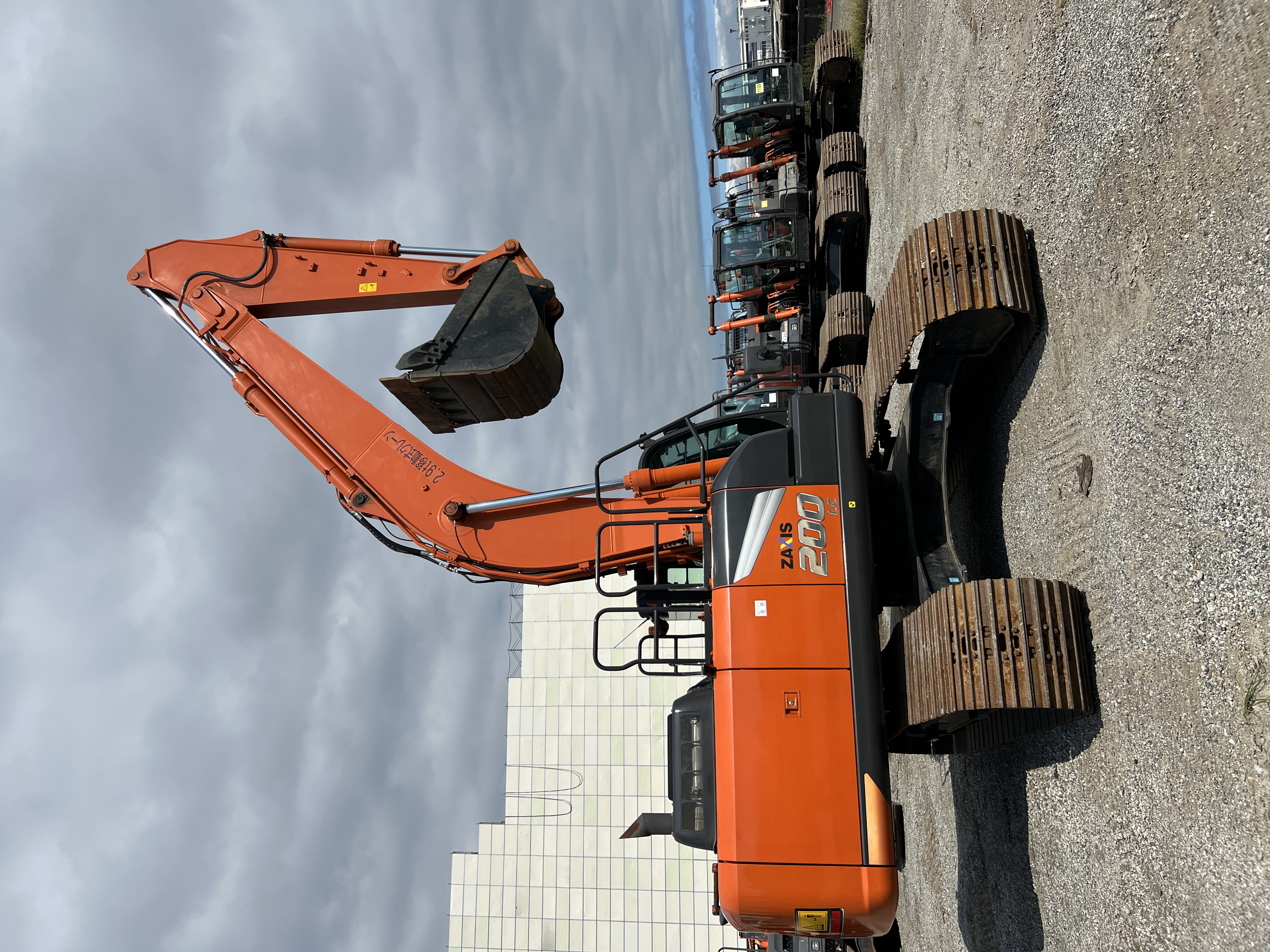 HITACHI ZX200LC-7（501193） - Image 2